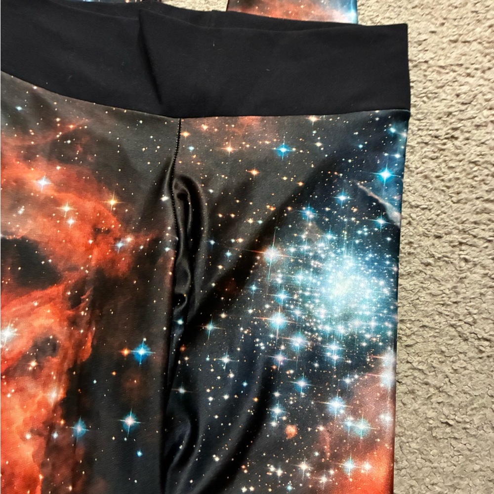 Blackmilk galactic leggings - Picture 9 of 12